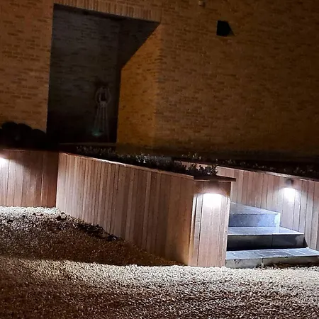 Tatil Evi 2 Bedrooms House With Sauna Terrace And Wifi At Gembloux